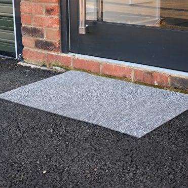 Scraper Indoor/Outdoor Dirt Removal Mat with Beveled Edge 60cm x 90cm Green
